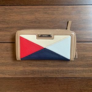Nine West wallet